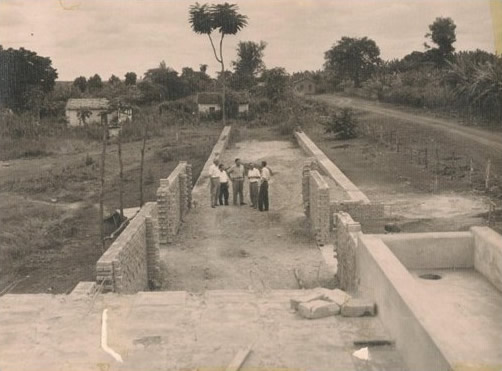 Construção do primeiro pavimento com 1.080m2 - Fachada do Hospital 
